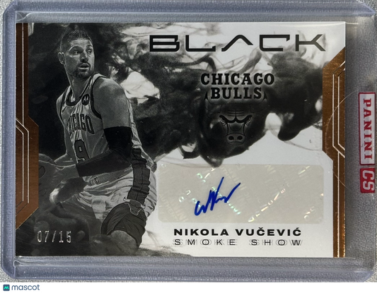 2022 Panini Black Nikola Vucevic Smoke Show Signatures Copper /15 #20