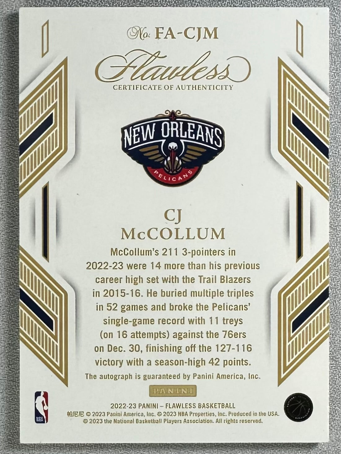 2022 Panini Flawless CJ McCollum Flawless Autographs Gold /10 #FA-CJM