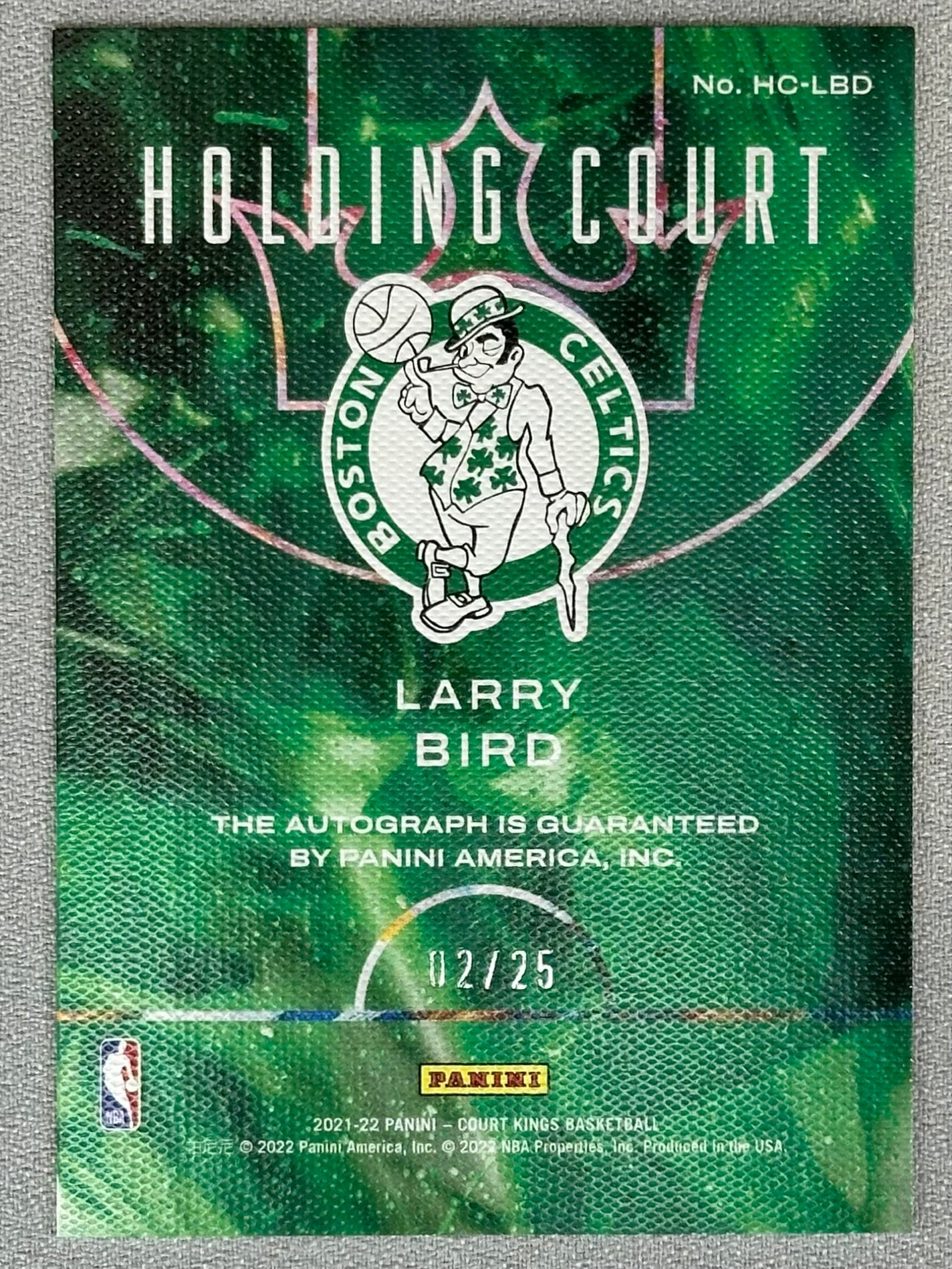 2021 Panini Court Kings Larry Bird Holding Court Sapphire /25 #HC-LBD