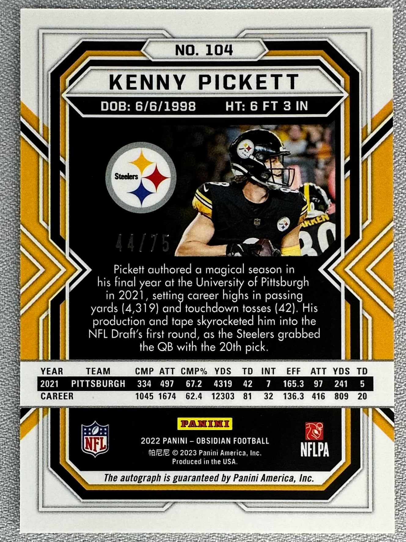 2022 Panini Obsidian Kenny Pickett Rookie Auto Orange /75 #104 RC