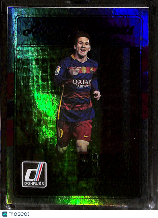 2016-17 Donruss Lionel Messi Accomplishments Holographic #4